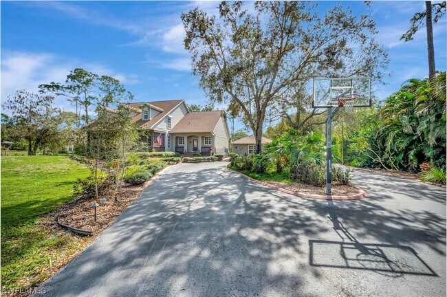 Building Photo - 5920 English Oaks Ln