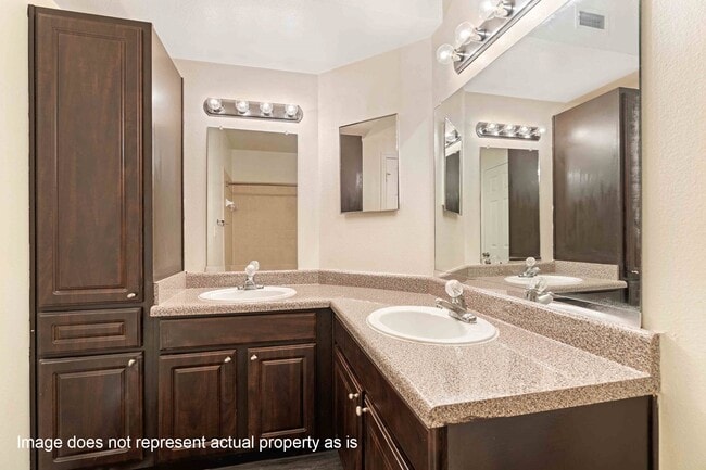 Building Photo - 2400 Spring Rain Dr