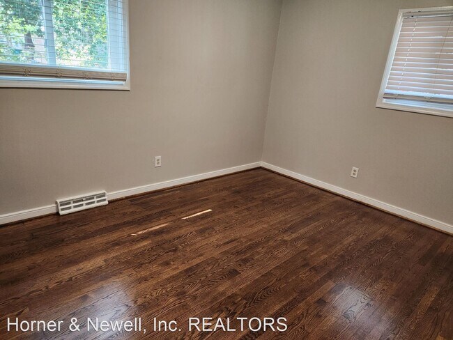 Foto del edificio - 3 br, 2 bath House - 6524 Battlewood Road