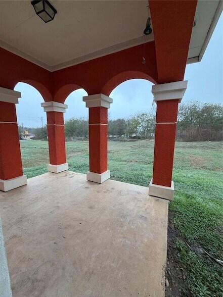 Foto del edificio - 398 Mesa Dr