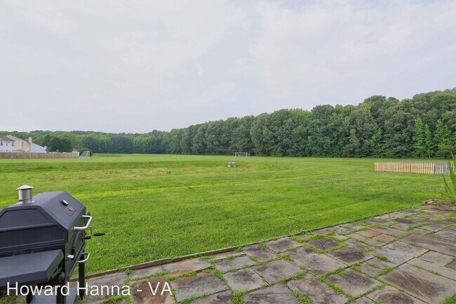 Foto del edificio - 5 br, 3 bath House - 4636 Yeardley Loop
