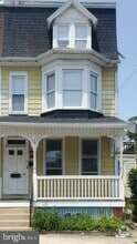 Building Photo - 21 E 9th Ave