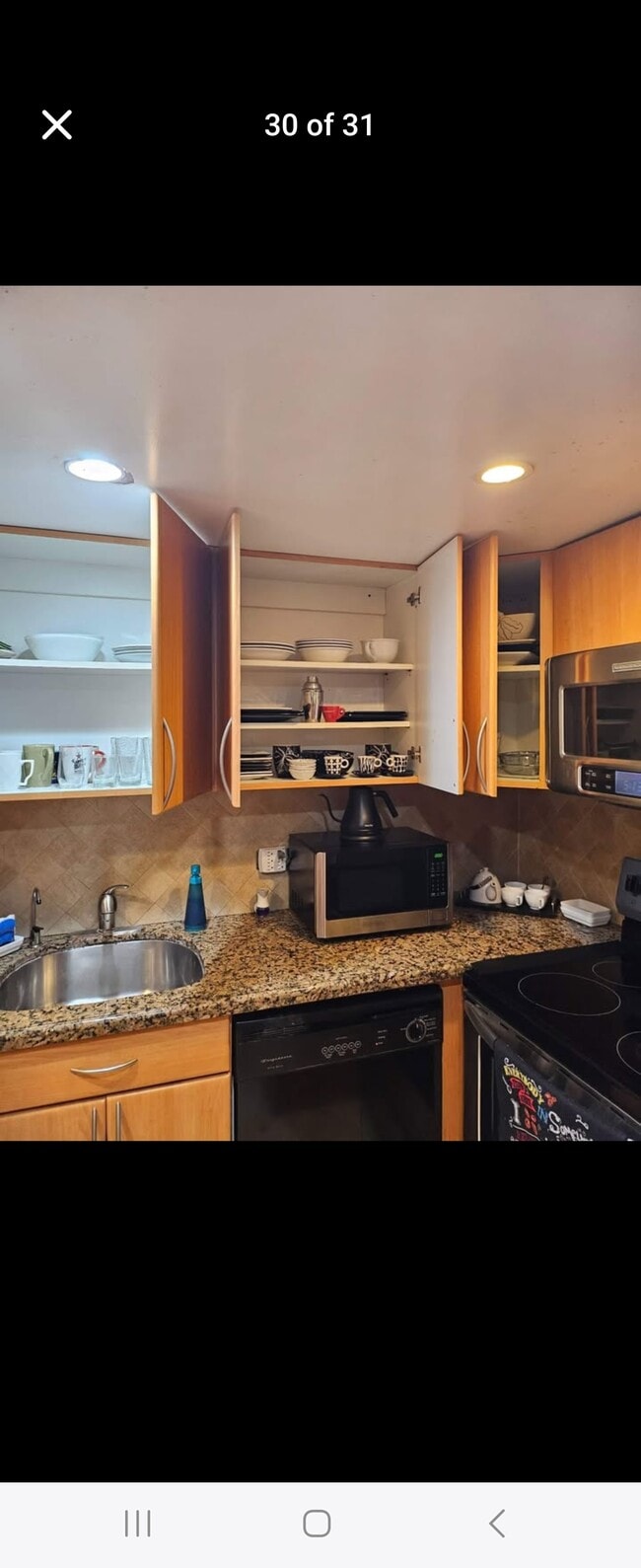 Building Photo - 801 Brickell Bay Dr