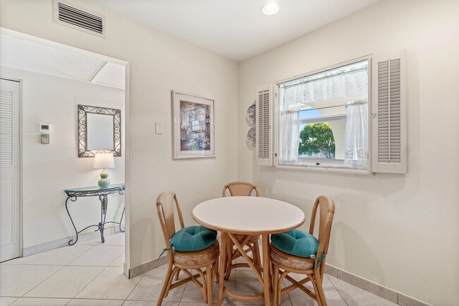 Foto del edificio - 250 NE 20th St