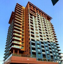 Building Photo - 310 S 4th St