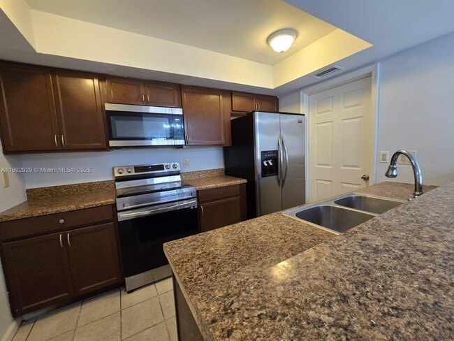 Foto del edificio - 1213 SW 74th Ave