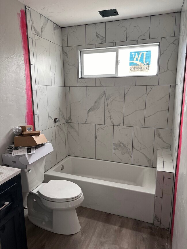 Building Photo - 5165 Bocaw Pl