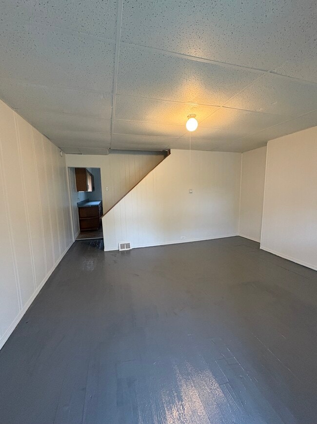 Building Photo - 1146 1st St