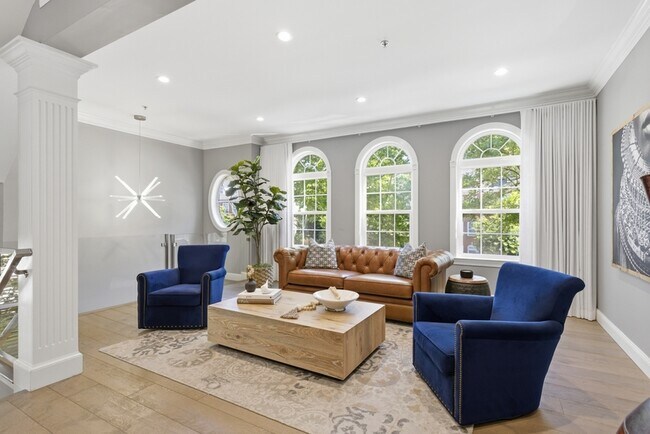 Foto del edificio - 14619 Hawley Ln
