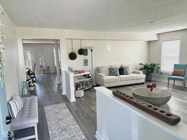 Foto del edificio - 3517 White Cliff Way