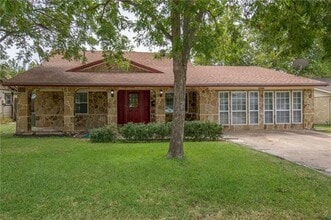 Building Photo - 2310 Ridgedale Dr