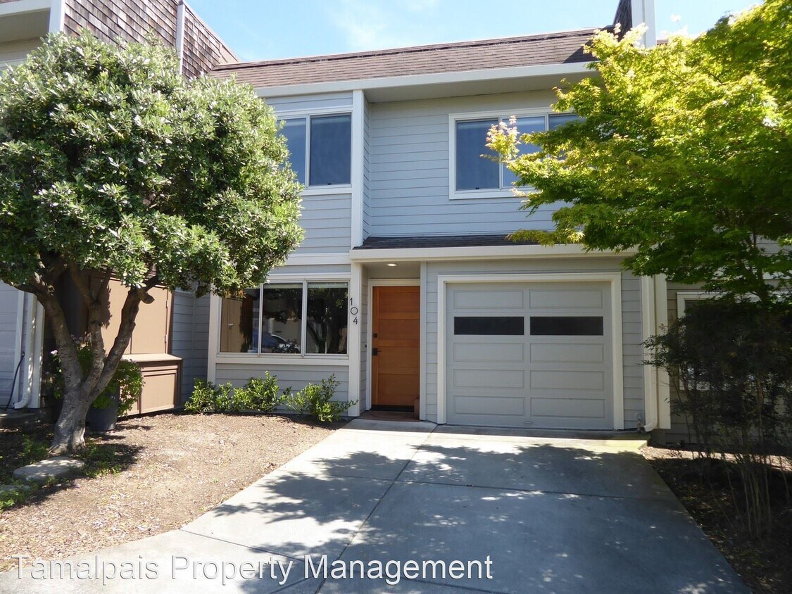 Primary Photo - 3 br, 2.5 bath House - 104 Mariner Green D...