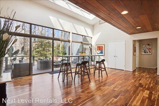 Foto del edificio - 4 br, 3.5 bath House - 8706 Bellwood Road