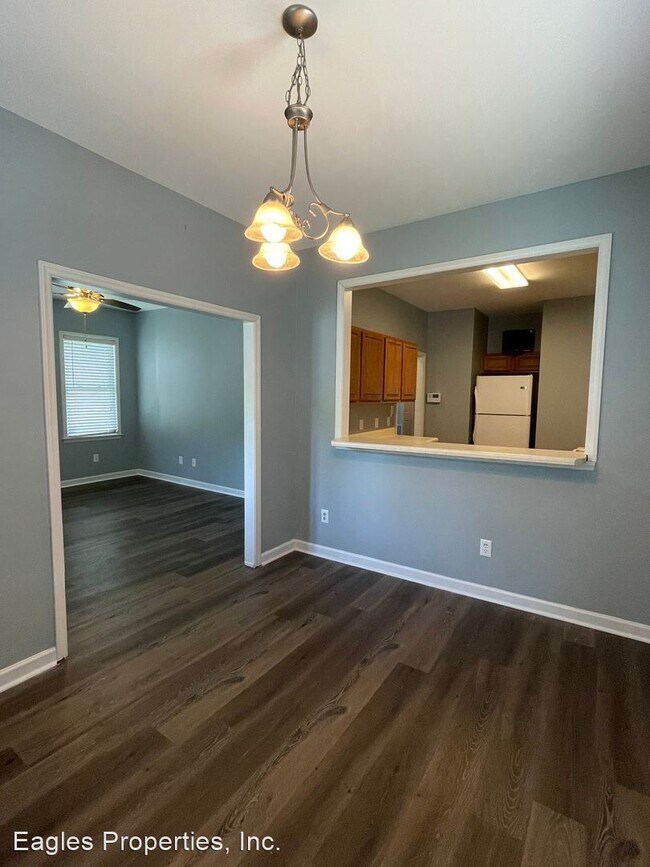Foto del edificio - 3 br, 2 bath House - 406 South John Street