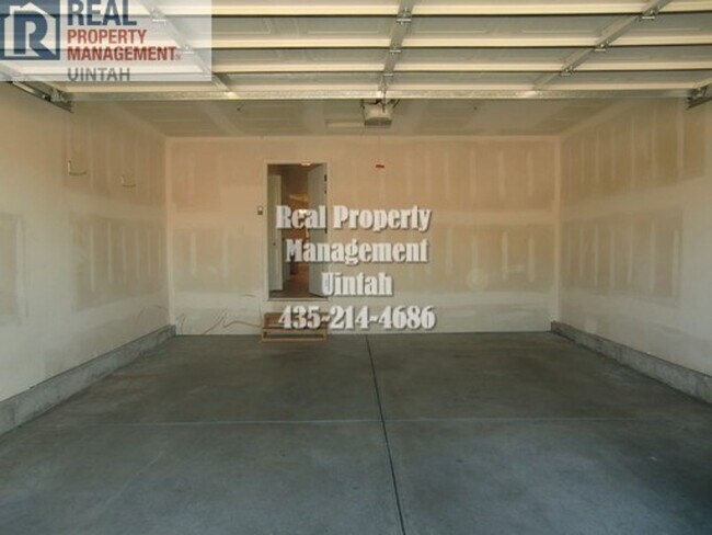 Foto del edificio - Legacy Meadows Twin Home