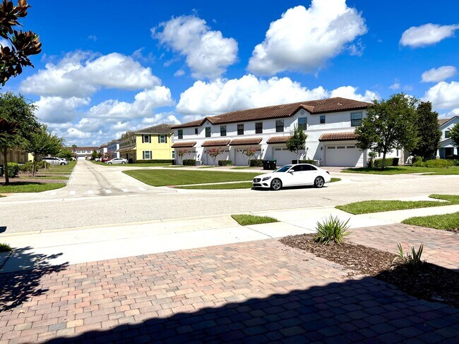 Photo - 14169 Millington St Townhome