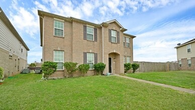 Building Photo - 692 Casual Ln