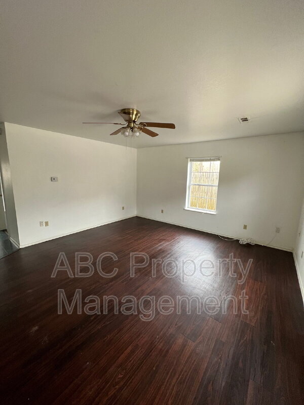 Building Photo - 15399 AR-12