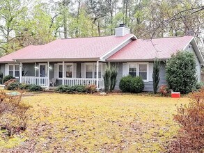 Building Photo - 85 Bridle Way