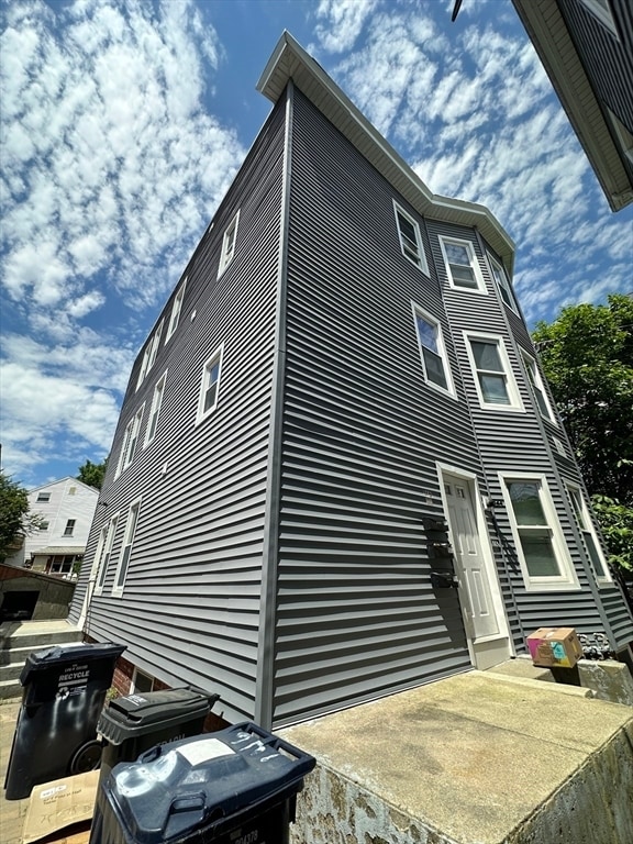 Primary Photo - 146 Webster Ave