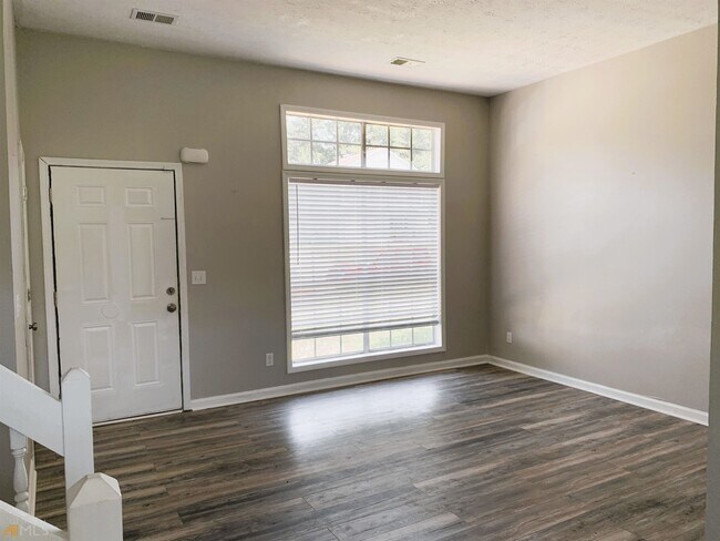 Foto del edificio - 6277 Marbut Farms Trail