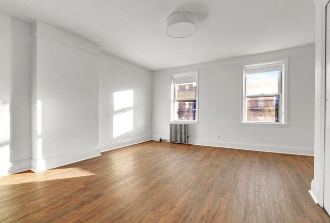 Foto del edificio - 112 Brooklyn Ave