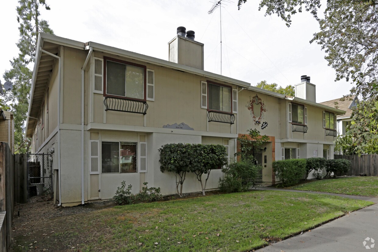 Building Photo - 1814 V St