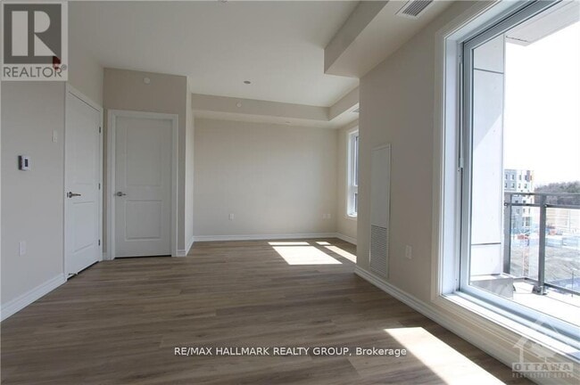 Building Photo - 1350 Hemlock Rd