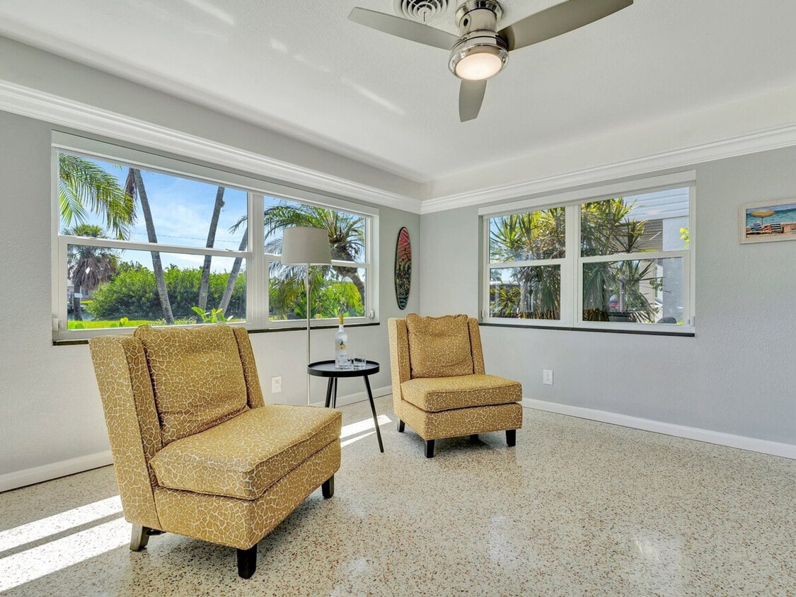 Primary Photo - 3204 S Maritana Dr