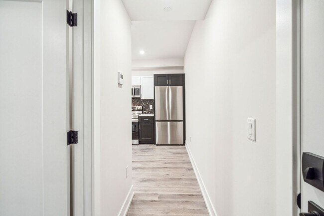 Interior Photo - Hightop Germantown - Sparrow House