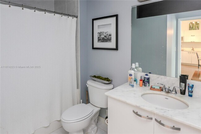 Foto del edificio - 133 NE 2nd Ave