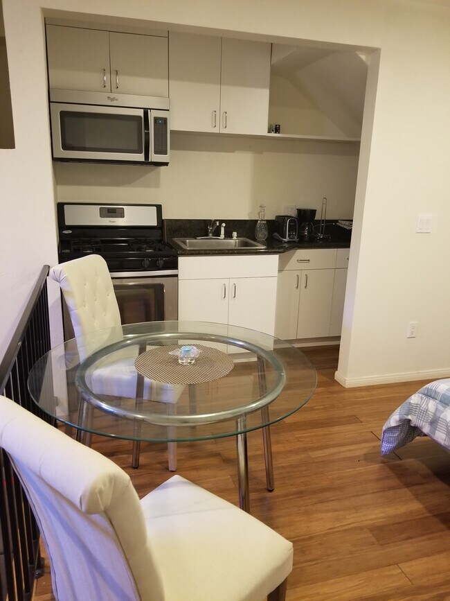 Dining & Kitchen - 4329 Ensenada Dr