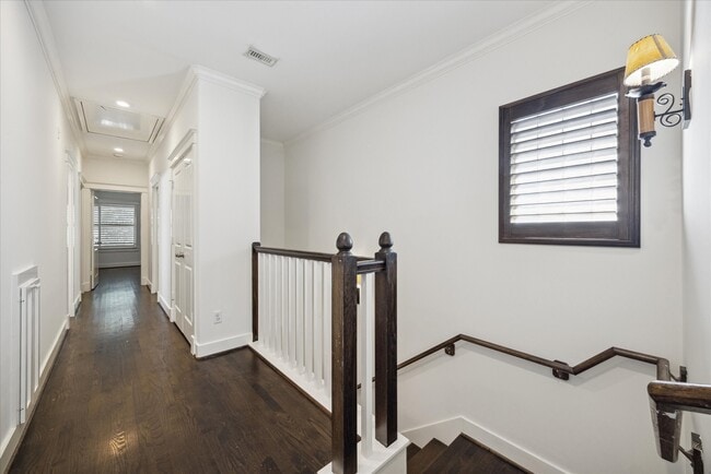 Building Photo - 1528 Prince St