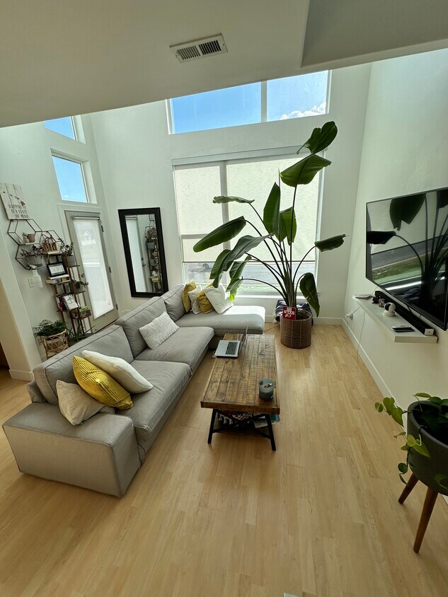 Foto principal - 4538 W South Jordan Pky