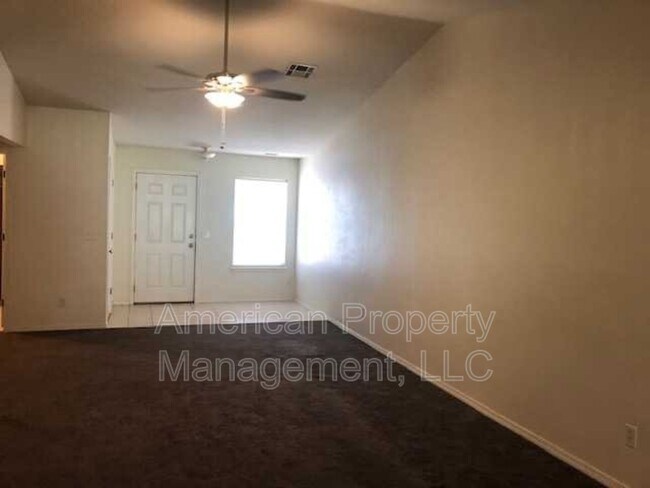 Foto del edificio - 5096 S Hickory Ave