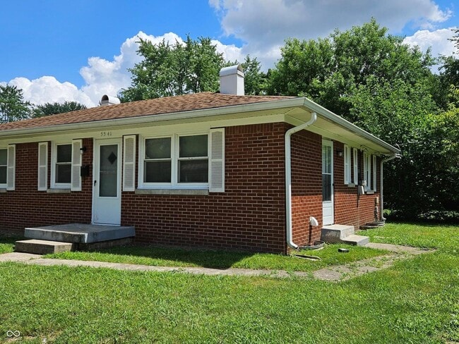 Building Photo - 5541 E 40th St