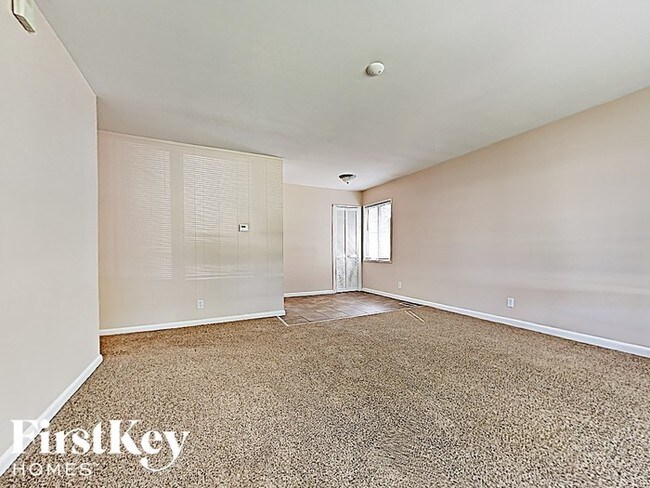 Building Photo - 3301 Dornell Ave