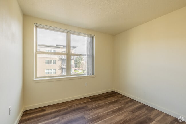 2BR, 1BA - 807SF - Primary Bedroom - Esther Short Commons