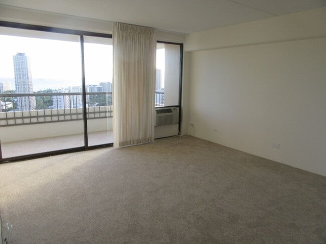 Building Photo - 2 Bed 2 Bath 1 Parking at Marco Polo Apartments, Amazing Views 28th Floor!!!