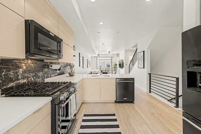 Foto del edificio - 3437 W 63rd Pl