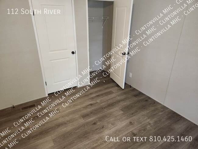 Foto del edificio - 112 South River-