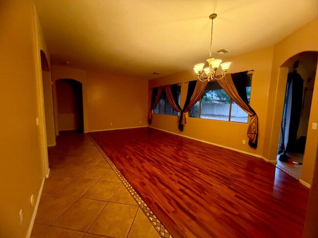 Foto del edificio - 4311 W Hopi Trail