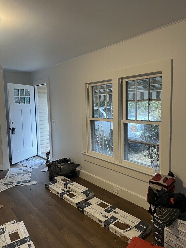 Foto del edificio - 1351 Goehler Rd SE