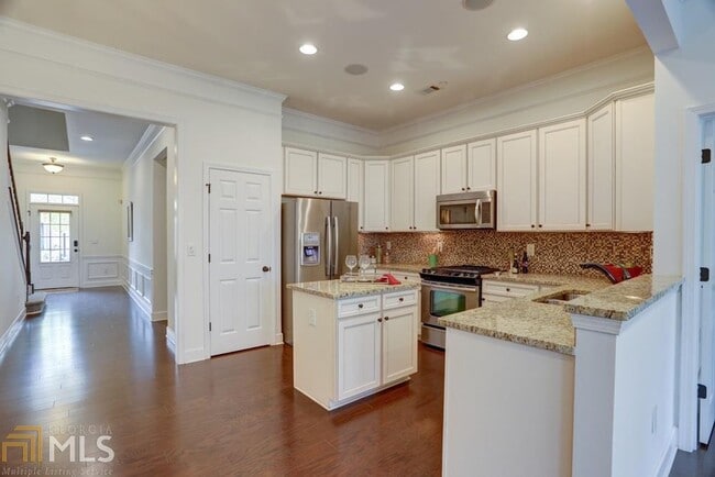 Building Photo - 104 Wellington Trace
