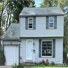 Building Photo - 1715 Yale Ave NW