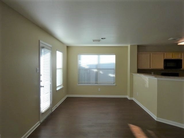 Building Photo - 7534 Appleberry Dr
