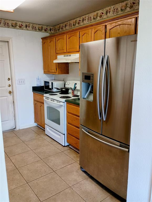 Foto del edificio - 2047 Cornerstone Dr