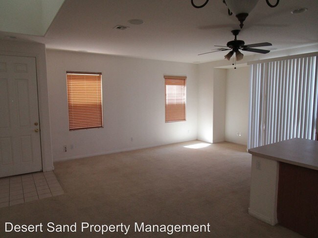 Building Photo - 3 br, 2.5 bath House - 44 Yellow Flame Ave.