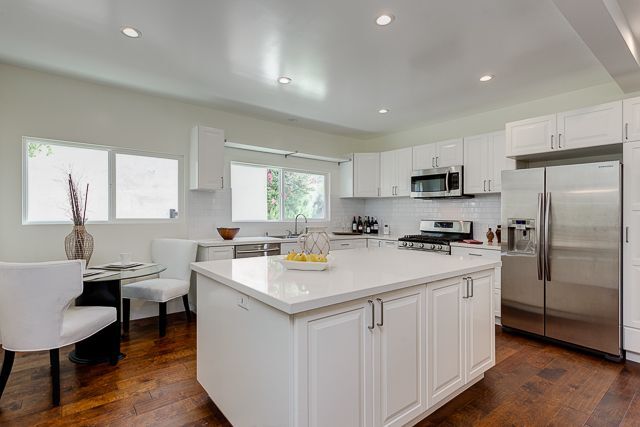 Foto del edificio - 831 S Curson Ave