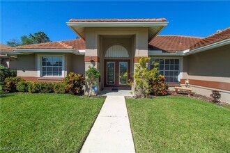 Building Photo - 333 Wentworth Ct